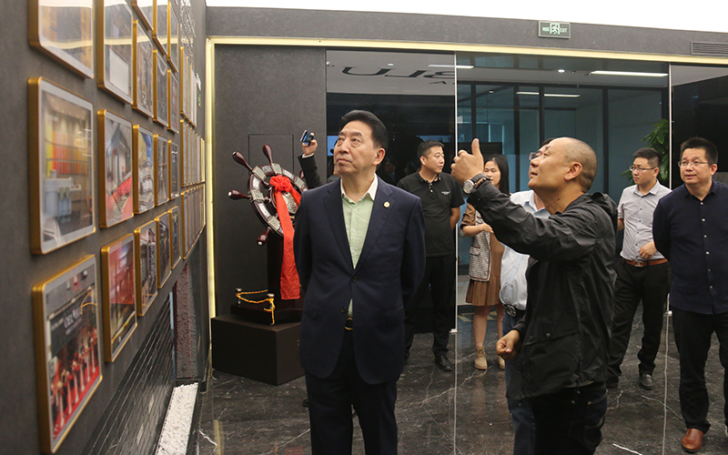 CIELOBLU | 粵港澳酒店產業(yè)聯合會&冠軍聯盟工程俱樂部蒞臨基路伯藝術涂料考察(圖2)